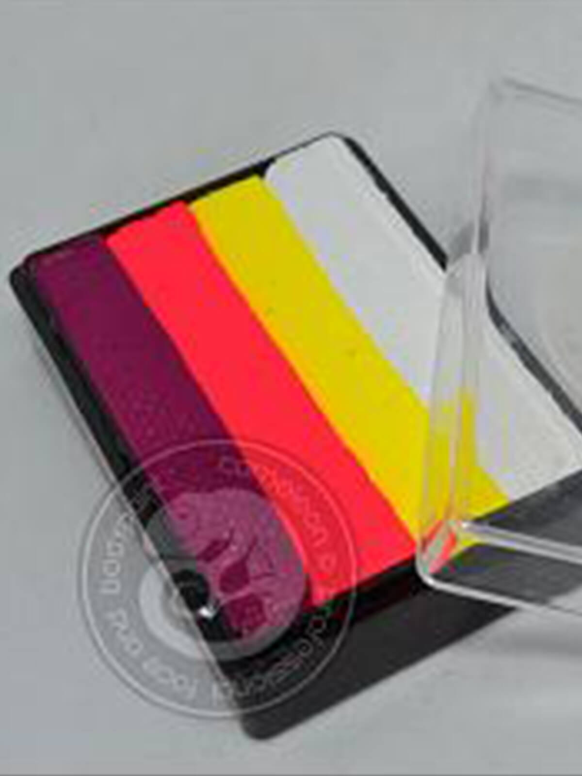 Minx by Brierely with UV Colour Block One Stroke